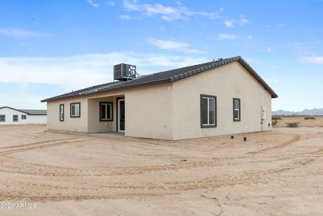 38545 W MONTEBELLO Avenue, Tonopah, AZ 85354