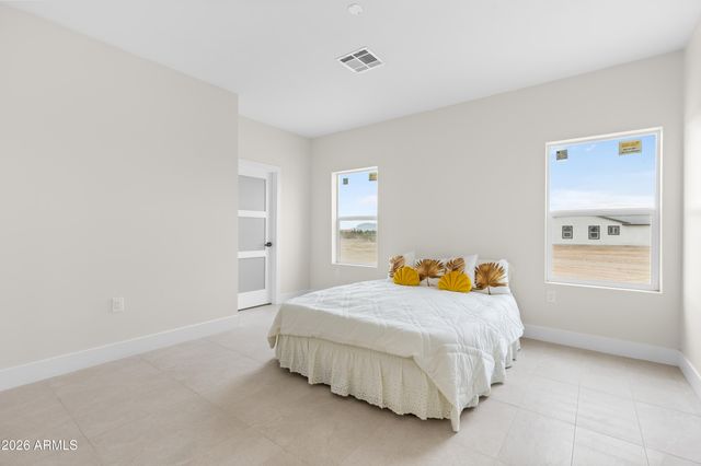 38545 W MONTEBELLO Avenue, Tonopah, AZ 85354