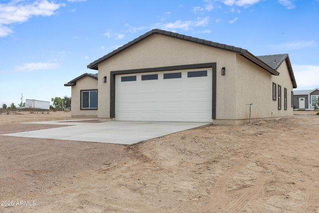 38545 W MONTEBELLO Avenue, Tonopah, AZ 85354
