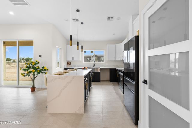 38545 W MONTEBELLO Avenue, Tonopah, AZ 85354