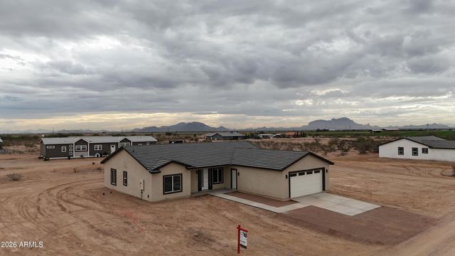 38545 W MONTEBELLO Avenue, Tonopah, AZ 85354