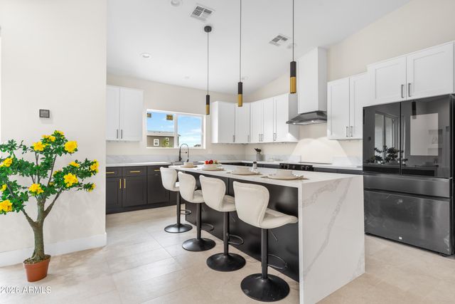 38545 W MONTEBELLO Avenue, Tonopah, AZ 85354