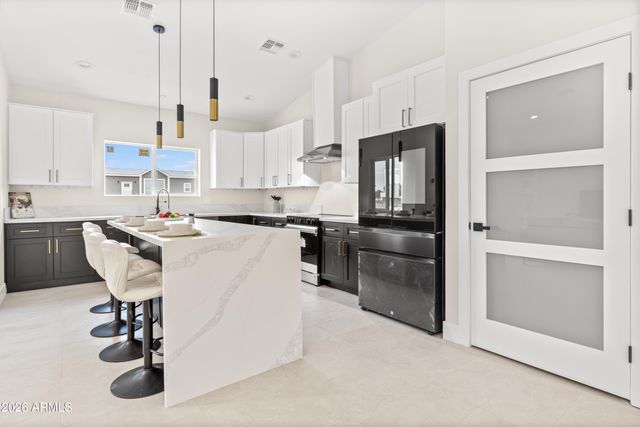 38545 W MONTEBELLO Avenue, Tonopah, AZ 85354