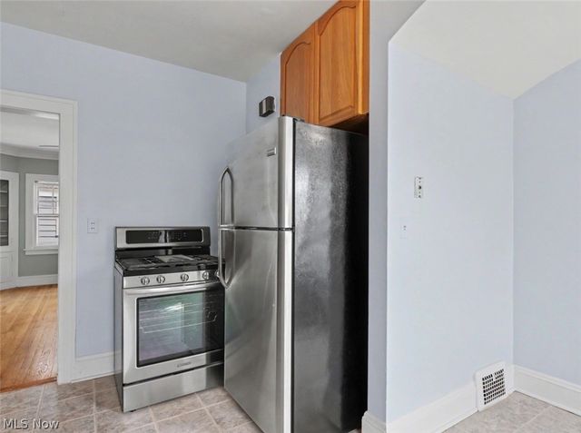 17415 Winslow Road, Shaker Heights, OH 44120