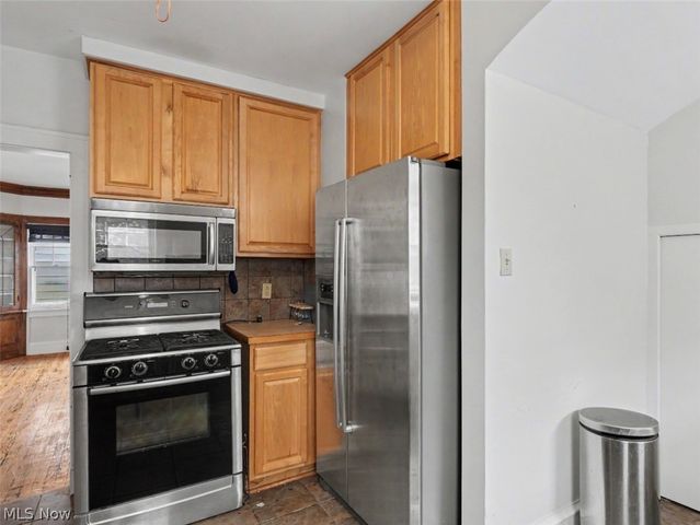 17415 Winslow Road, Shaker Heights, OH 44120