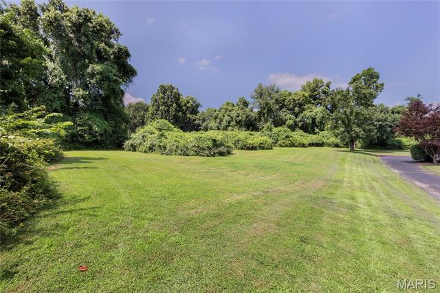 3641 Afshari Circle, Florissant, MO 63034