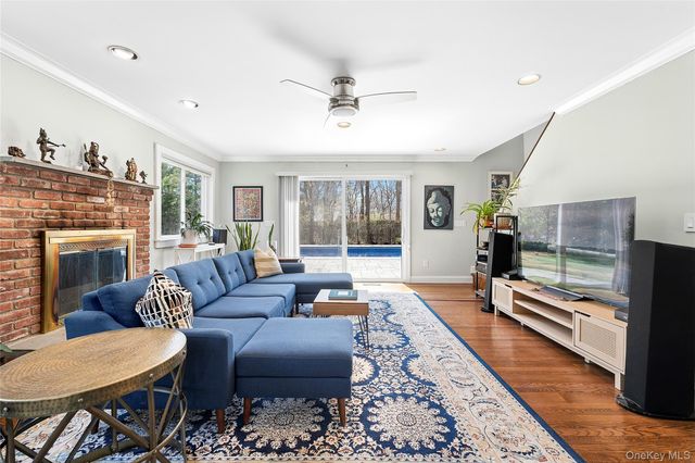 48A Sea Gate Avenue, Westhampton, NY 11977