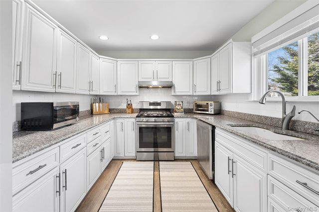 48A Sea Gate Avenue, Westhampton, NY 11977