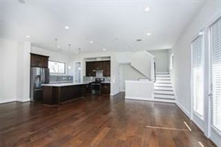 611 Sydnor Street, Houston, TX 77020