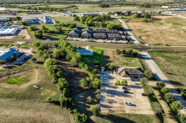 2701 S Market Street, Brenham, TX 77833