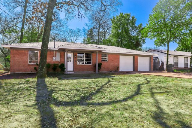 1403 Spokane Street, Nacogdoches, TX 75964