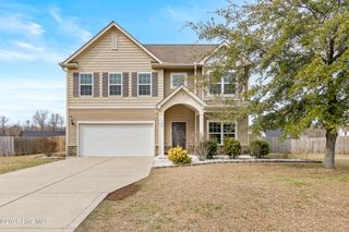 108 Moss Creek Drive, Jacksonville, NC 28540
