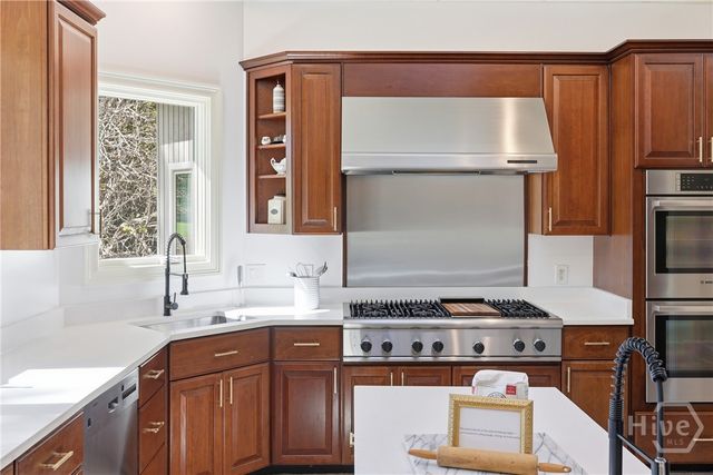 7 Springpine Lane, Savannah, GA 31411