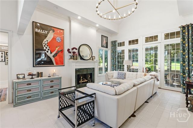 7 Springpine Lane, Savannah, GA 31411