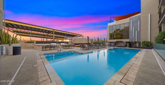 2300 E CAMPBELL Avenue 201, Phoenix, AZ 85016