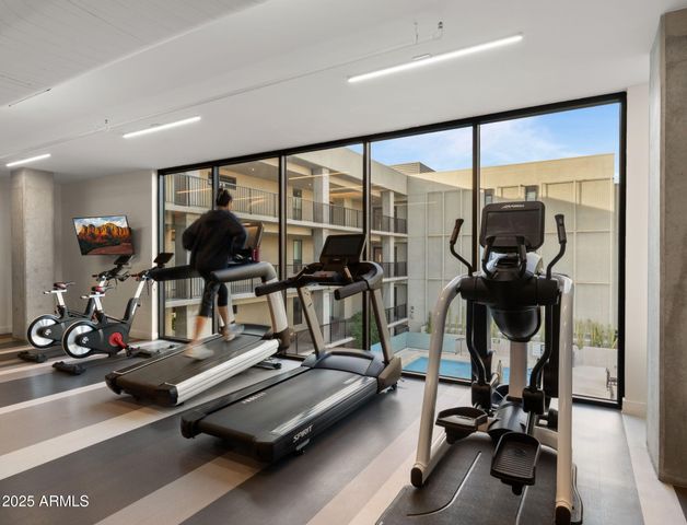 2300 E CAMPBELL Avenue 201, Phoenix, AZ 85016