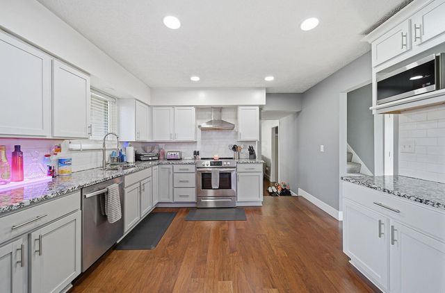 3160 Adirondack Avenue, Columbus, OH 43231