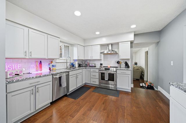 3160 Adirondack Avenue, Columbus, OH 43231