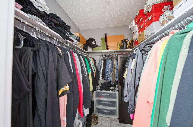 3160 Adirondack Avenue, Columbus, OH 43231