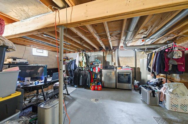 3160 Adirondack Avenue, Columbus, OH 43231