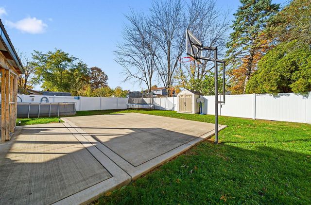 3160 Adirondack Avenue, Columbus, OH 43231