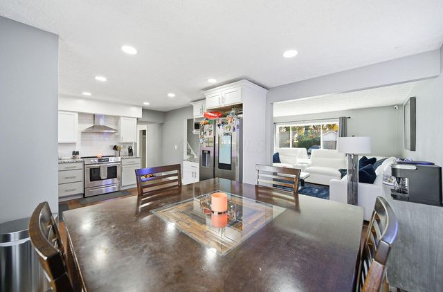 3160 Adirondack Avenue, Columbus, OH 43231