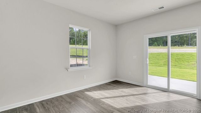 700 Lazy Elm Lane, Aberdeen, NC 28315