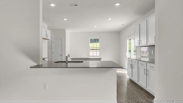 700 Lazy Elm Lane, Aberdeen, NC 28315