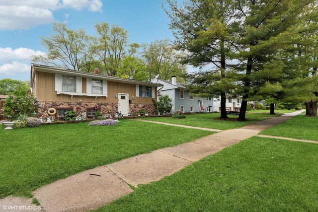 2110 Hermon Avenue, Zion, IL 60099