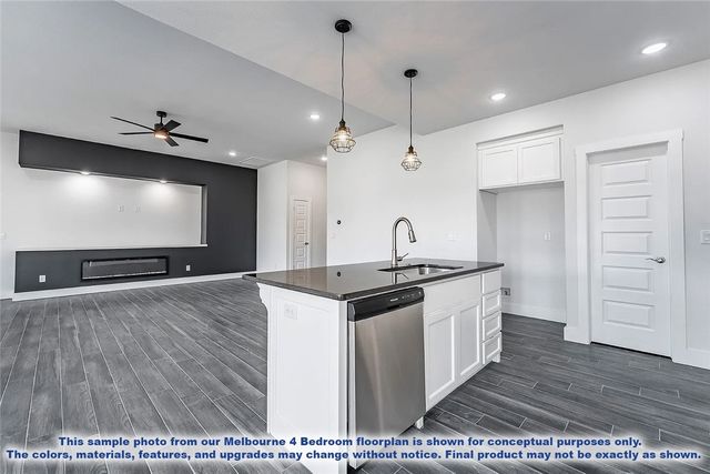 1005 Marquis Avenue, Lowell, AR 72745