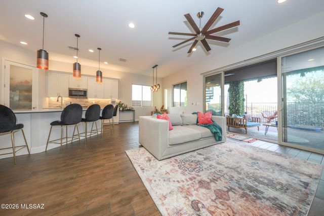 13280 N Weatherglass Drive, Oro Valley, AZ 85755