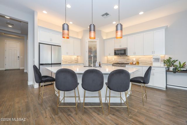 13280 N Weatherglass Drive, Oro Valley, AZ 85755