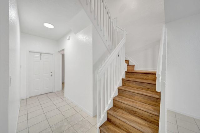 3970 NW 90th Way, Sunrise, FL 33351