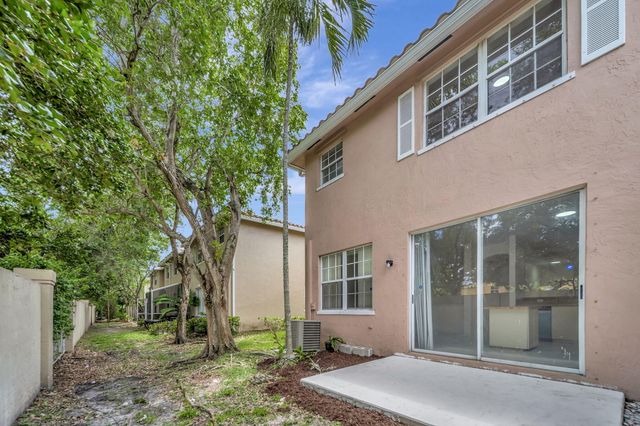 3970 NW 90th Way, Sunrise, FL 33351