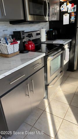 121 Franklyn Avenue, Indialantic, FL 32903