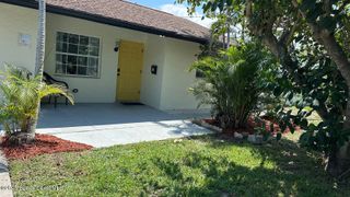 121 Franklyn Avenue, Indialantic, FL 32903