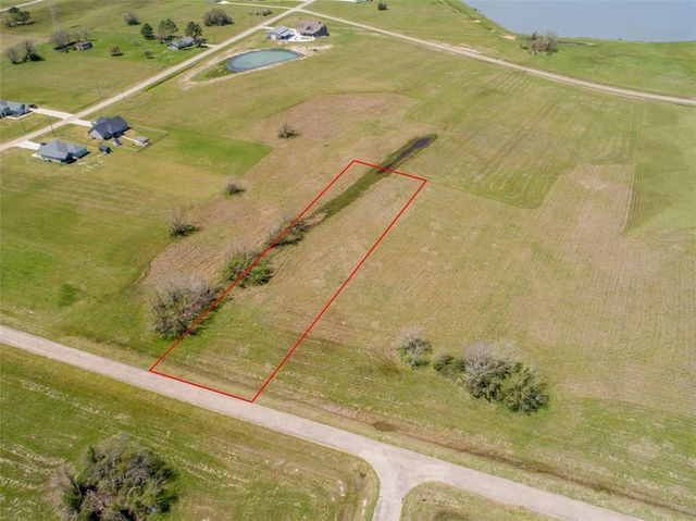 350 Colt Trail, Angleton, TX 77515