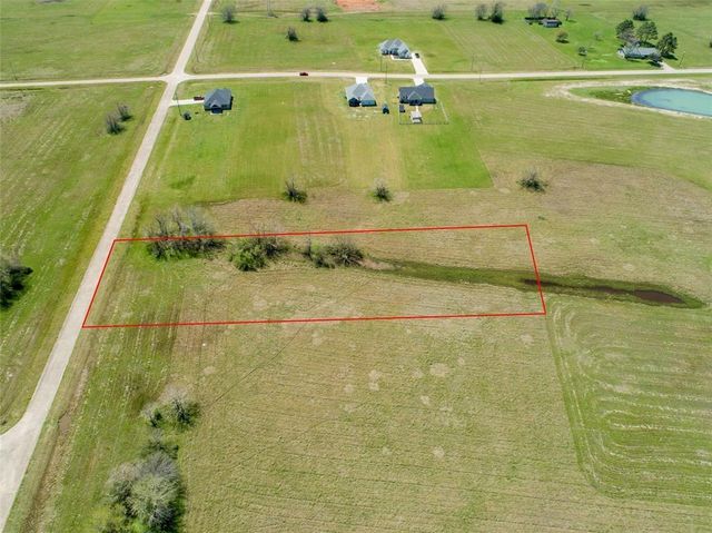 350 Colt Trail, Angleton, TX 77515