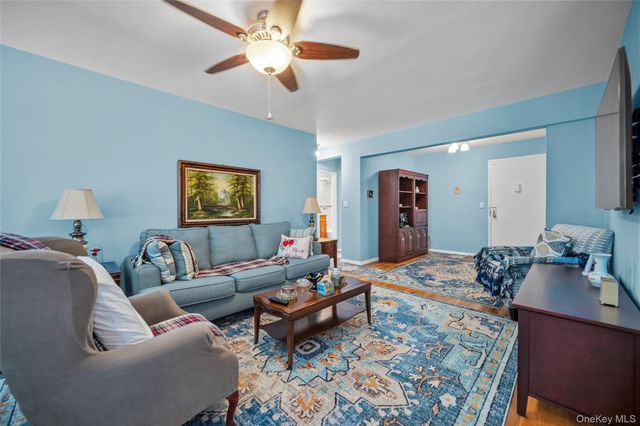 177 E Hartsdale Avenue 4C, Hartsdale, NY 10530