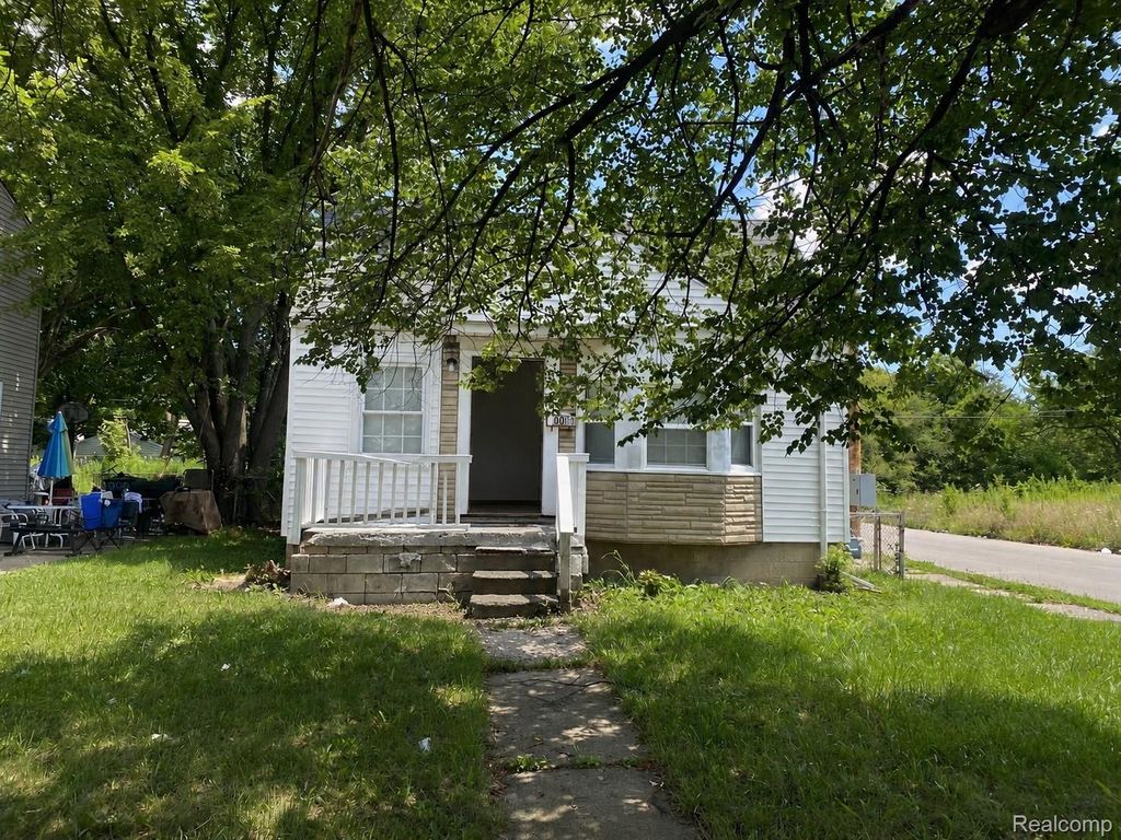 20000 Rowe Street, Detroit, MI 48205