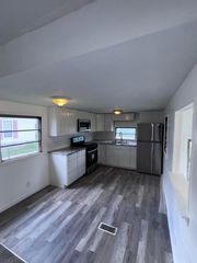 2229 Maureen Boulevard N, Obetz, OH 43207