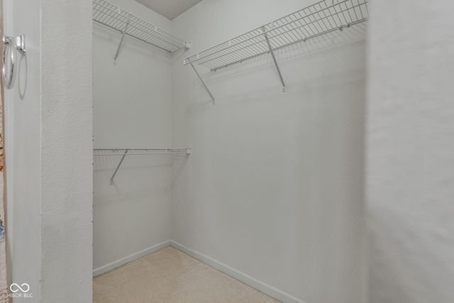 687 Hickory Pine Drive, New Whiteland, IN 46184