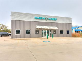 1610 N Harrison Street, Shawnee, OK 74804