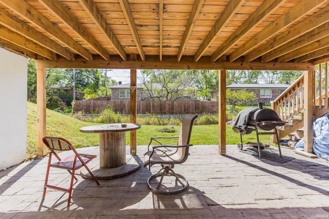 2905 W Woodbridge Drive, Muncie, IN 47304