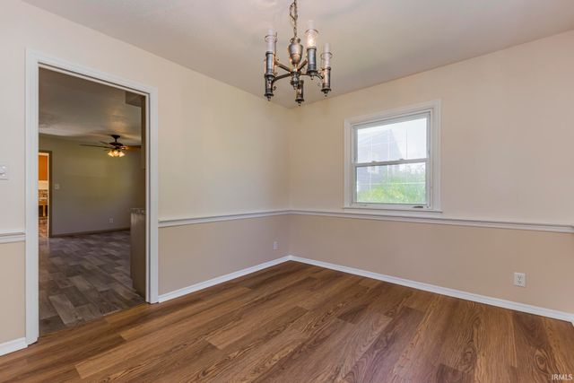 2905 W Woodbridge Drive, Muncie, IN 47304