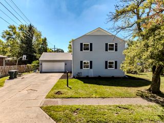 2905 W Woodbridge Drive, Muncie, IN 47304