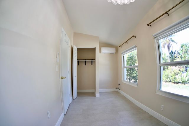 620 Winters Street, West Palm Beach, FL 33405