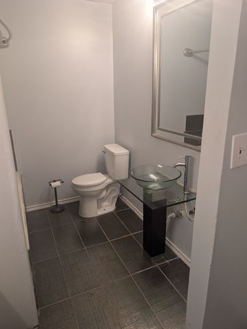 8747 Mosswood Drive, Dallas, TX 75227