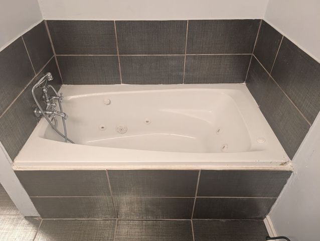 8747 Mosswood Drive, Dallas, TX 75227