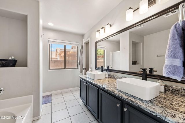 8790 E Mountain Spring Drive, Tucson, AZ 85747